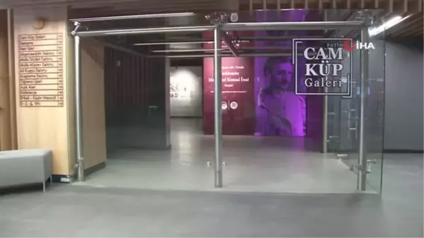 Fatih Cam Küp Galerisi'nde anlamlı sergi