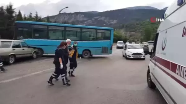 Karabük'te iki ayrı trafik kazasında 2 kişi yaralandı