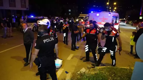 Son dakika haber: Samsun'da Yunus polisleri kaza yaptı: 2'si polis 4 yaralı