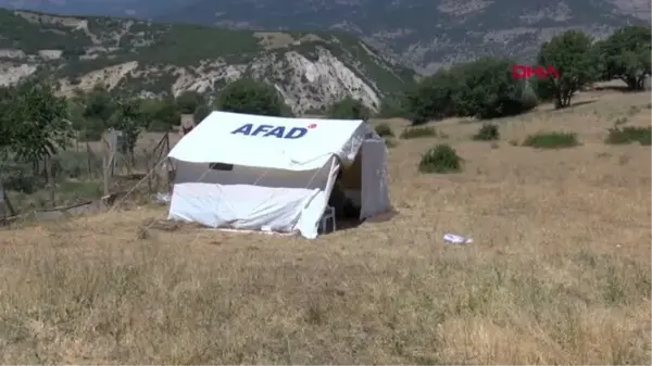 BİNGÖL HASAR GÖREN KÖYLERDE DEPREM ÇADIRLARI KURULDU