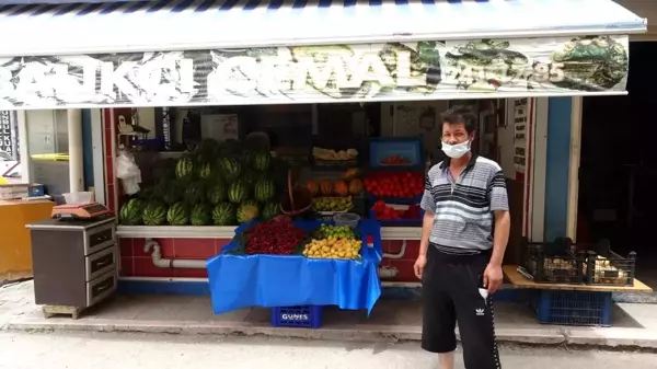 Balık tezgahları yerini manav tezgahlarına bıraktı