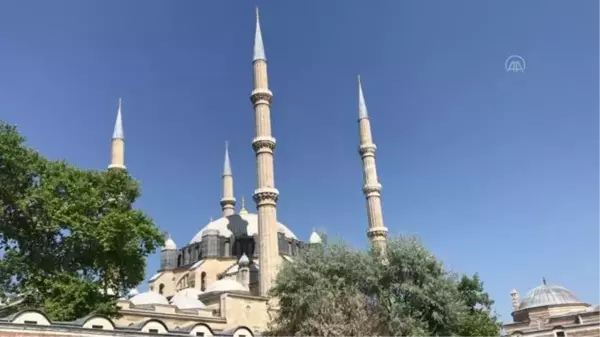 15 Temmuz Demokrasi ve Milli Birlik Günü dolayısıyla mevlit okutuldu, çeşitli programlar düzenlendi