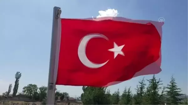 15 Temmuz şehidi Ümit Çoban, kabri başında anıldı