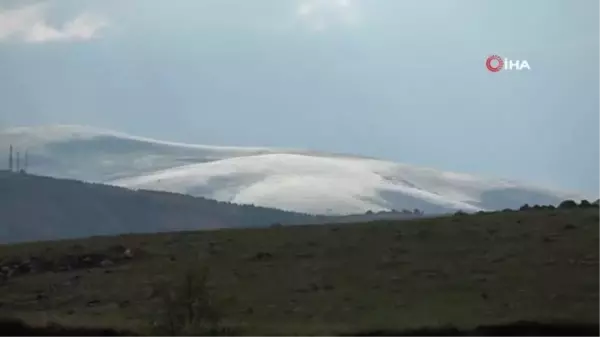 Ardahan'da dağlar beyaz büründü