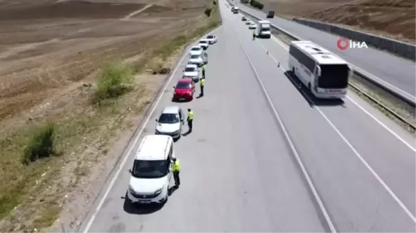 Bayram sonrası artan trafiğe polis denetimi