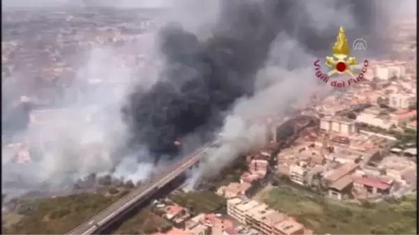 İtalya'nın Sicilya Adası'ndaki yangınlar günlük hayatı olumsuz etkiledi