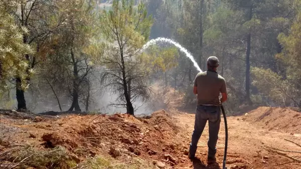 Uşak'ta çıkan orman yangını büyümeden söndürüldü