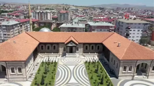 Sivas bıçağı ders oldu, kursiyerler arasında kadınlarda var