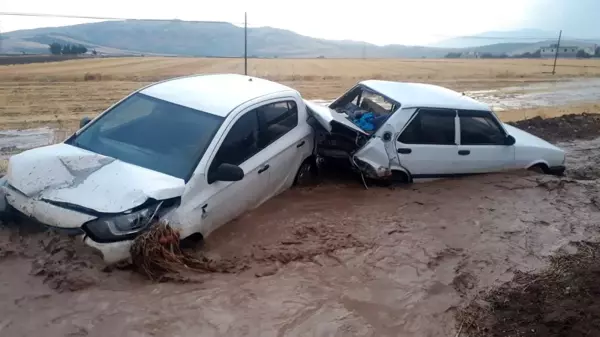 Gaziantep'te sağanak yağış kazaya sebep oldu