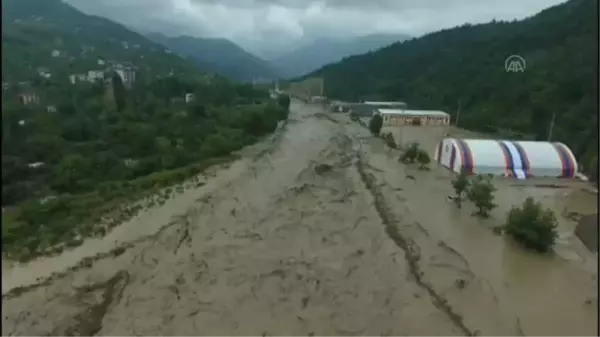 KASTAMONU - Abana'da yaşanan su taşkını havadan görüntülendi