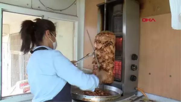 MARDİN'İN TEK KADIN DÖNER USTASI AİLEME KATKI OLSUN DİYE TEZGAH BAŞINA GEÇTİM