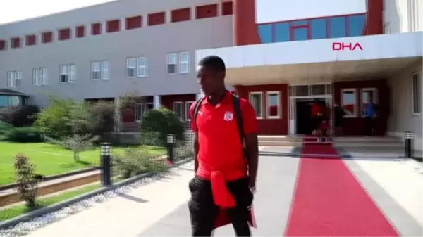 SPOR Sivasspor kafilesi, Danimarka'ya uçtu