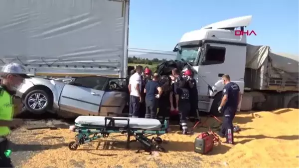 MANİSA'DA TIR, 4 ARACA ÇARPTI: 3 ÖLÜ, 5 YARALI