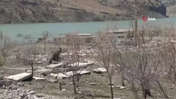 Baraj suları çekildi 'tarih' ortaya çıktı