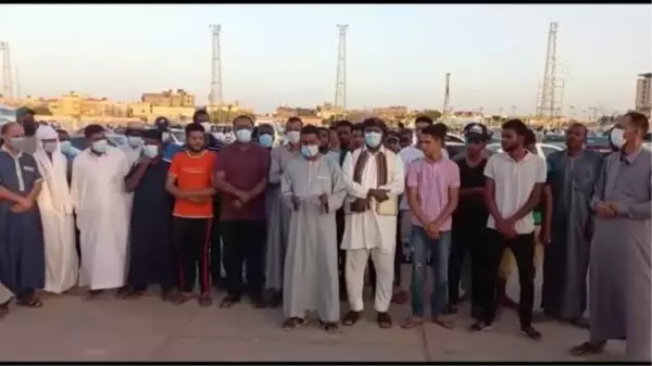 Sebha halkı, Libya Başkanlık Konseyi Başkanı Menfi'nin uçağının kentteki havaalanına inişinin engellenmesini kınadı