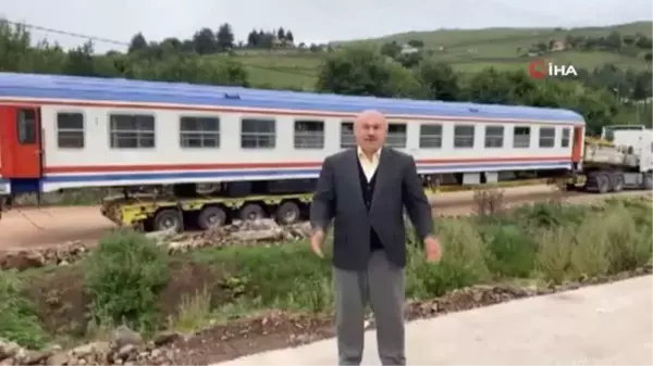 Bin 500 rakımlı yaylada tren vagonları