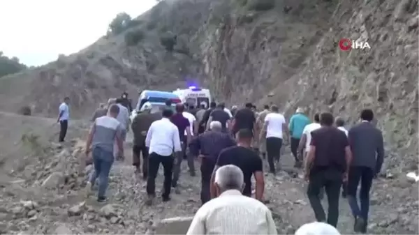 Erzurum'da heyelan: İş makinesinde sıkışan işçi hayatını kaybetti