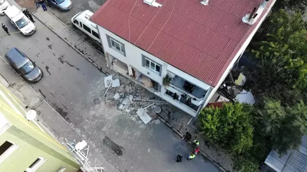 Son dakika haberi! Mutfak tüpü patlamasının meydana geldiği bina havadan görüntülendi