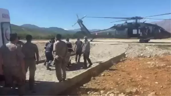 Bozayının yaraladığı kişi askeri helikopterle Elazığ'a sevk edildi