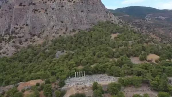 Priene Antik Kenti'nde yapılan ilk kiliseye ulaşıldı