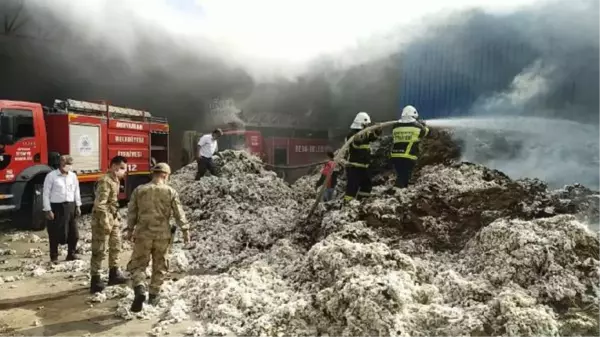 ADIYAMAN'DA ÇIRÇIR FABRİKASINDA YANGIN