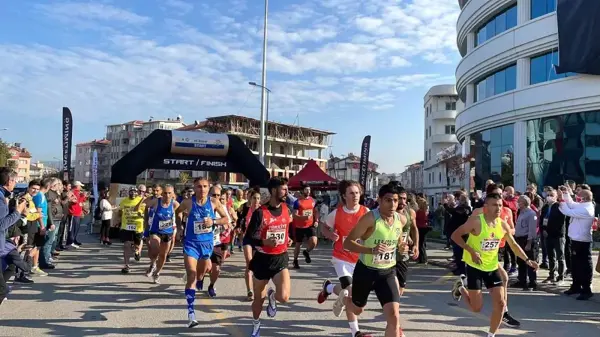 Çaycuma, 'Koşabiliyorken Koş' dedi; 15 km zorlu parkurda yarıştı