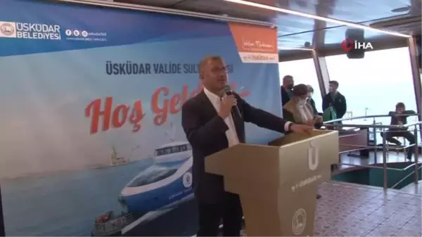 İstanbullular Üsküdar'dan Demokrasi ve Özgürlükler Adası'na tarihi yolculuğa çıktı