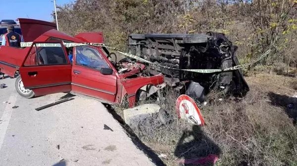 Bilecik'teki trafik kazasında 2 kişi hayatını kaybetti