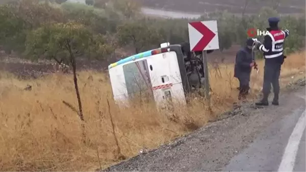 Son dakika... Yağmur kazayı beraberinde getirdi: 3 yaralı