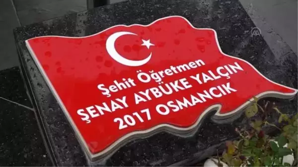 Şehit öğretmen Aybüke Yalçın kabri başında anıldı