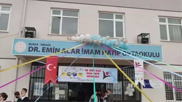 Öğrenciler geliştirdikleri emniyet kemeri sistemini tanıttı