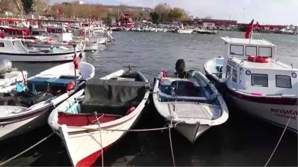 Müsilaj nedeniyle ağları zarar gören balıkçılara destek