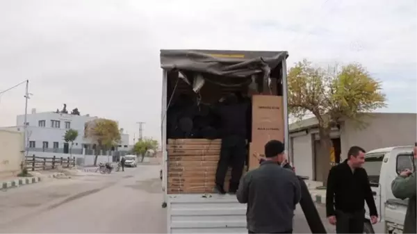 Son dakika haberi... TEL ABYAD - Türkiye, Tel Abyadlı çocuklara spor malzemesi desteğinde bulundu