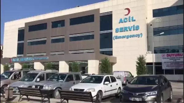 Hafif ticari aracın kamyonla çarpışması sonucu 4 kişi öldü