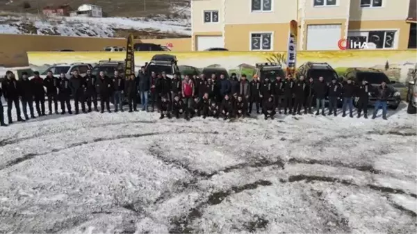 Gümüşhane'de off-road tutkunlarının karla mücadelesi