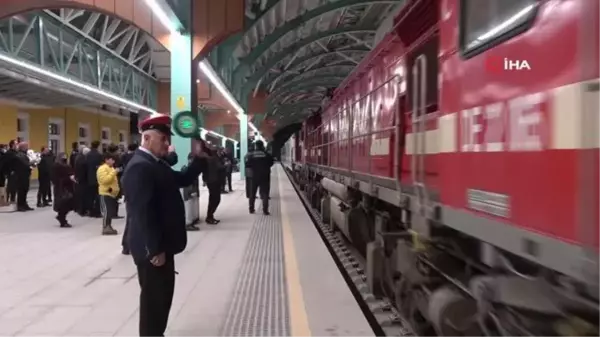 Doğu Ekspres'ine soğuk Sivas'ta sıcak karşılama