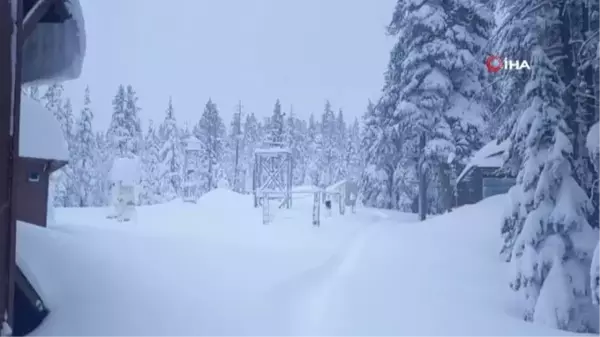 ABD'nin Sierra Nevada bölgesinde 5 metreden fazla rekor seviyede kar yağışı