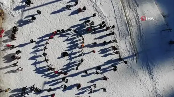 Artvin'in Atabarı Kayak Merkezinde hamsi şenliği düzenlendi