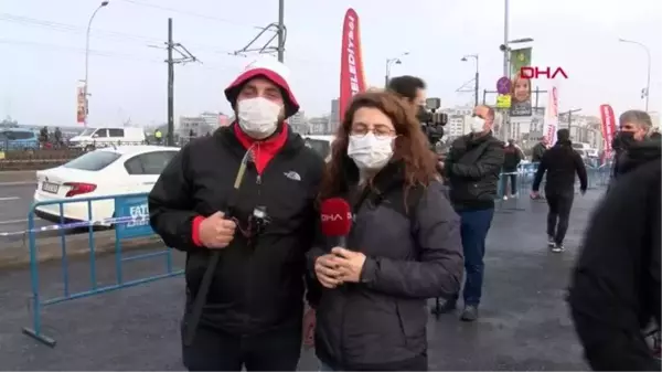 Gazeteciler 10 Ocak vesilesiyle Galata Köprüsü'nde balık tuttu