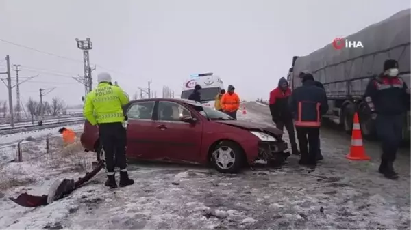 Sivas'ta trafik kazası: 4 yaralı