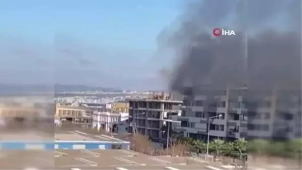 Son dakika haberleri... Apartmanda yangın: Asansörde kalan genç hayatını kaybetti