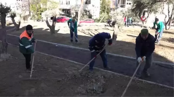 Yemyeşil bir Kuşadası için çalışmalar sürüyor... Behice Boran Parkı'nın yapım çalışmalarında sona gelindi