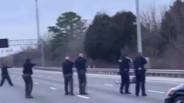 Son dakika haberi... ABD'de 9 polis, silahsız adama kurşun yağdırdı