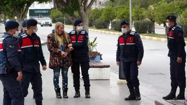 Antalya'daki kıskançlık cinayetinin şüphelileri adliyeye sevk edildi