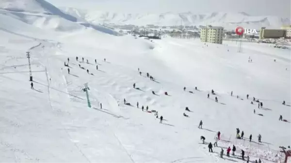 Bitlis'teki kayak merkezlerinde yarıyıl yoğunluğu