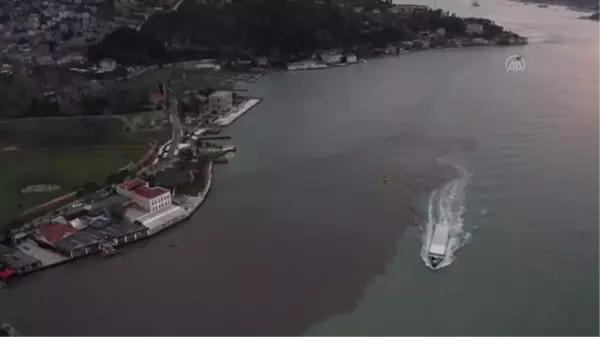 (DRONE) Göksu Deresi'nden akan çamur İstanbul Boğazı'nın rengini değiştirdi