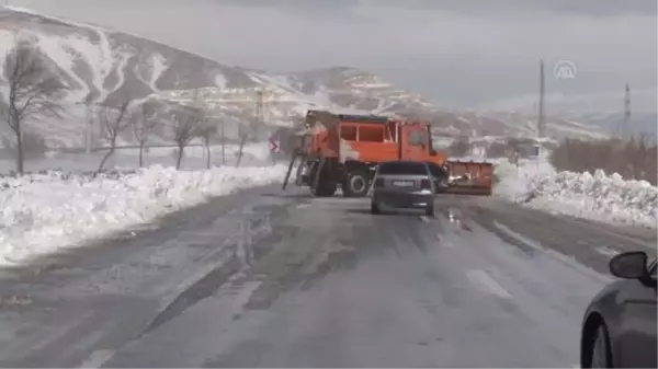 Konya'yı komşu şehirlere bağlayan yollar açıldı