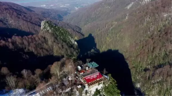 Sapanca Gölü manzaralı cam teras doğa turizminin çekim merkezi oldu