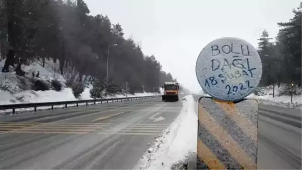 DÜZCE/BOLU - Bolu Dağı'nda kar yağışı başladı