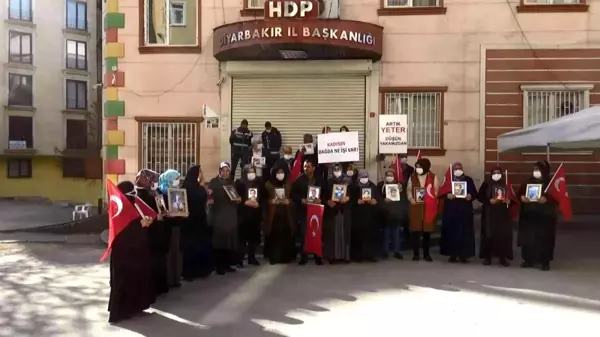 Evlat nöbetindeki ağabey, kardeşini HDP'den istiyor